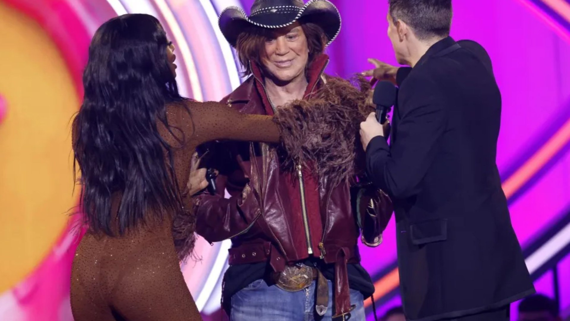 Celebrity Big Brother Fallout: AJ Odudu's Reaction To Mickey Rourke's Inappropriate Behaviour Celebrity Big Brother Fallout: AJ Odudu's Reaction To Mickey Rourke's Inappropriate Behaviour