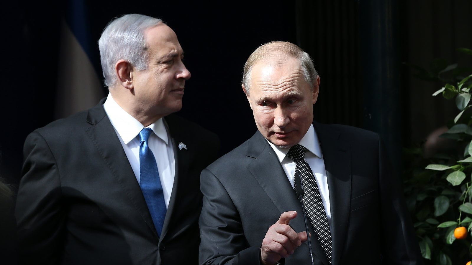 Çfarë U Diskutua Në Bisedën Telefonike Midis Putin Dhe Presidentit Të Emirateve Të Bashkuara Arabe? Çfarë U Diskutua Në Bisedën Telefonike Midis Putin Dhe Presidentit Të Emirateve Të Bashkuara Arabe?