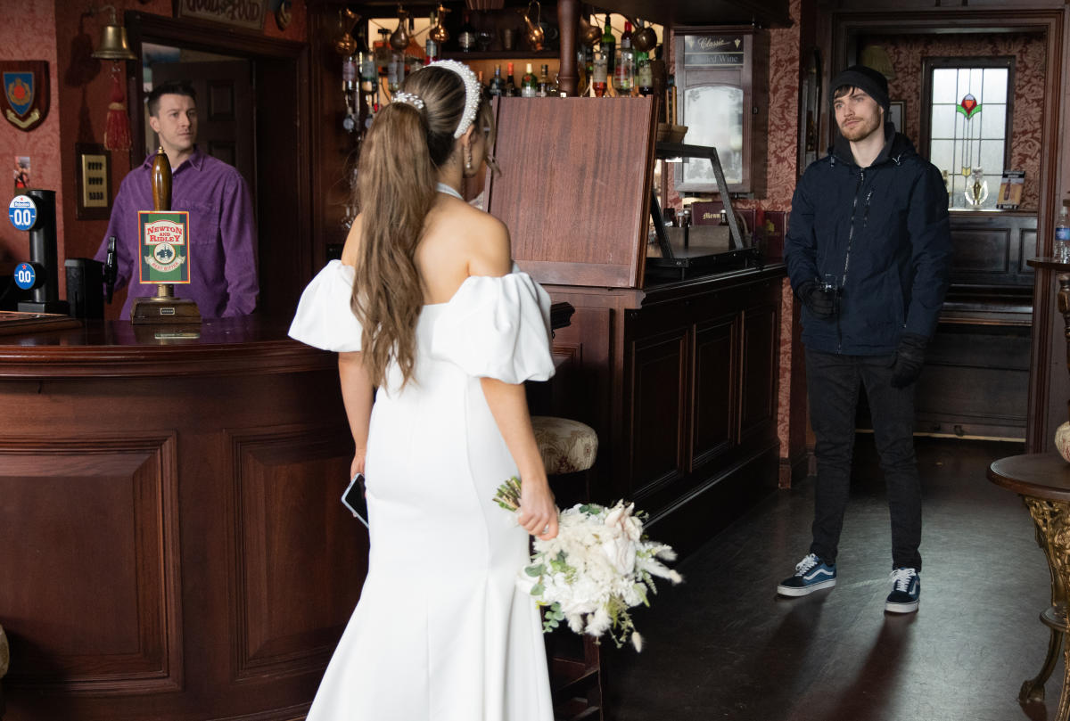 Charlotte Jordan's Coronation Street Farewell: Daisy Midgeley's Last Episode Charlotte Jordan's Coronation Street Farewell: Daisy Midgeley's Last Episode