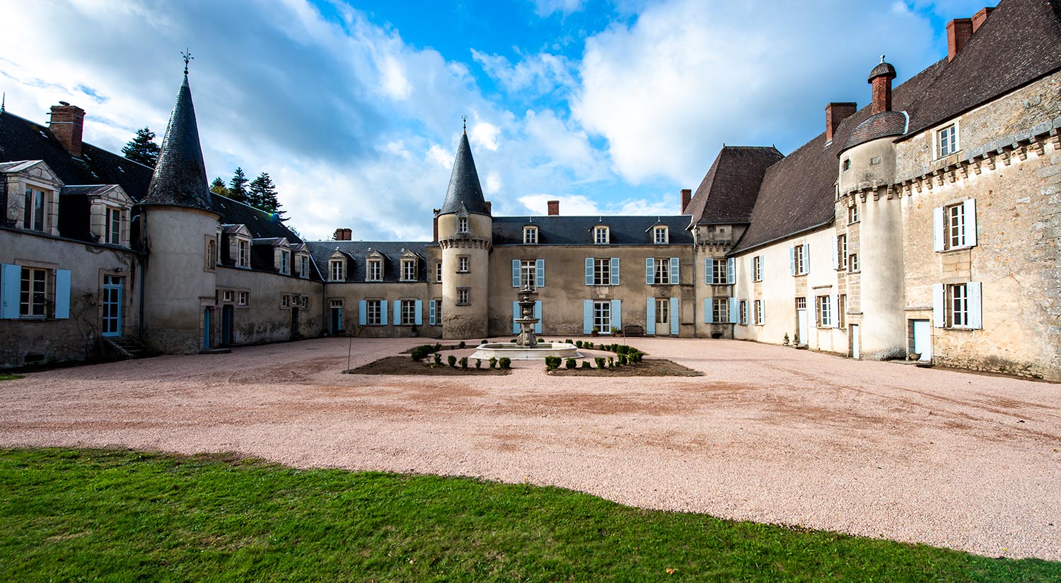 Chateau DIY: Your Guide To DIY Chateau Renovation Chateau DIY: Your Guide To DIY Chateau Renovation