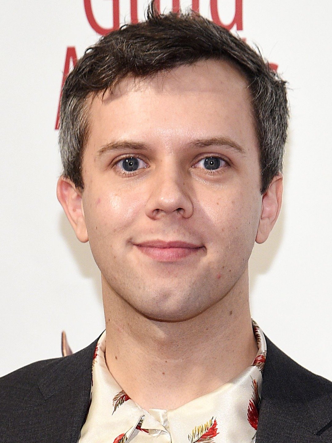 Cole Escola's Groundbreaking Tony Nomination: A Non-Binary Milestone Cole Escola's Groundbreaking Tony Nomination: A Non-Binary Milestone