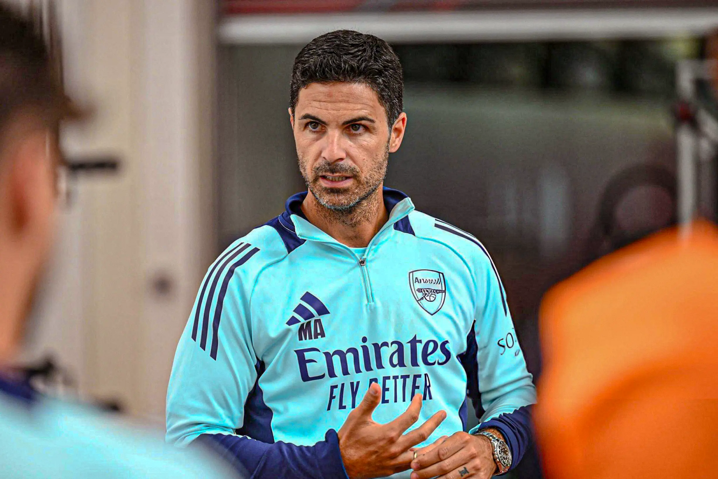 Collymore Calls For Arteta's Accountability: Arsenal News Analysis Collymore Calls For Arteta's Accountability: Arsenal News Analysis
