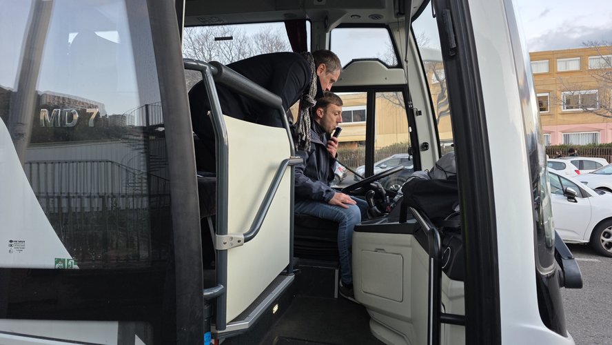 Contrôles Antidrogue Chauffeurs Cars Scolaires: Multiplication Des Tests Annoncée Contrôles Antidrogue Chauffeurs Cars Scolaires: Multiplication Des Tests Annoncée