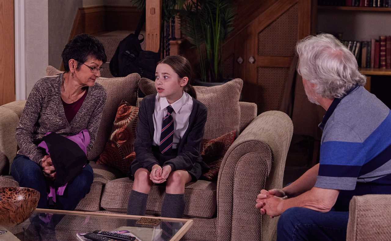 Coronation Street Stars' Emotional Farewell Leaves Co-Star In Tears Coronation Street Stars' Emotional Farewell Leaves Co-Star In Tears