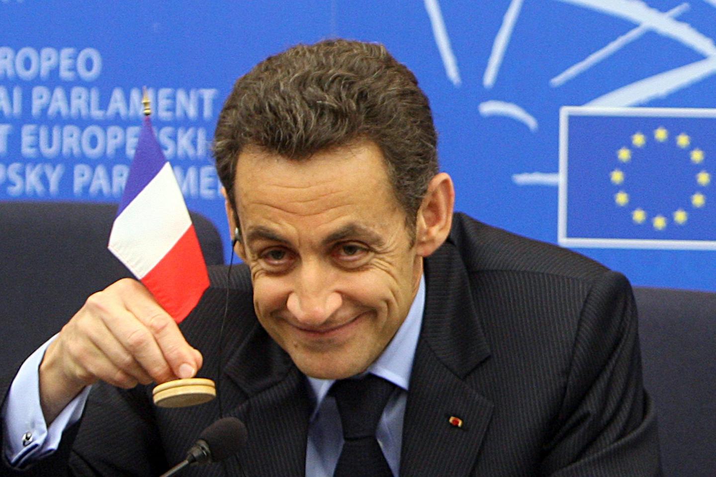 Critiques Sur Le Manque De Consultation Publique Concernant La Défense En France Critiques Sur Le Manque De Consultation Publique Concernant La Défense En France