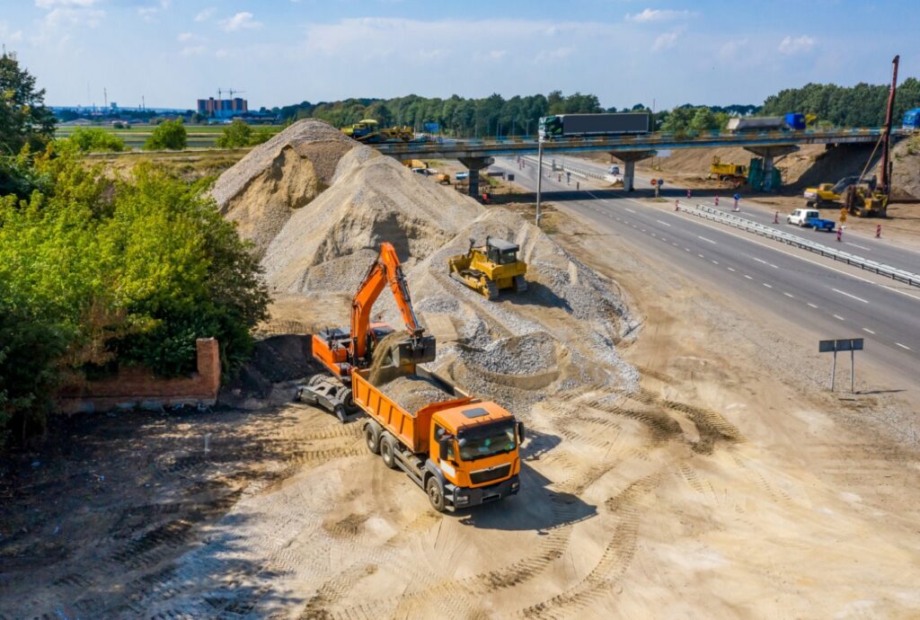 Czy Drogi S8 I S16 Są Kluczem Do Zrównoważonego Rozwoju? Perspektywa Nawrockiego Czy Drogi S8 I S16 Są Kluczem Do Zrównoważonego Rozwoju? Perspektywa Nawrockiego