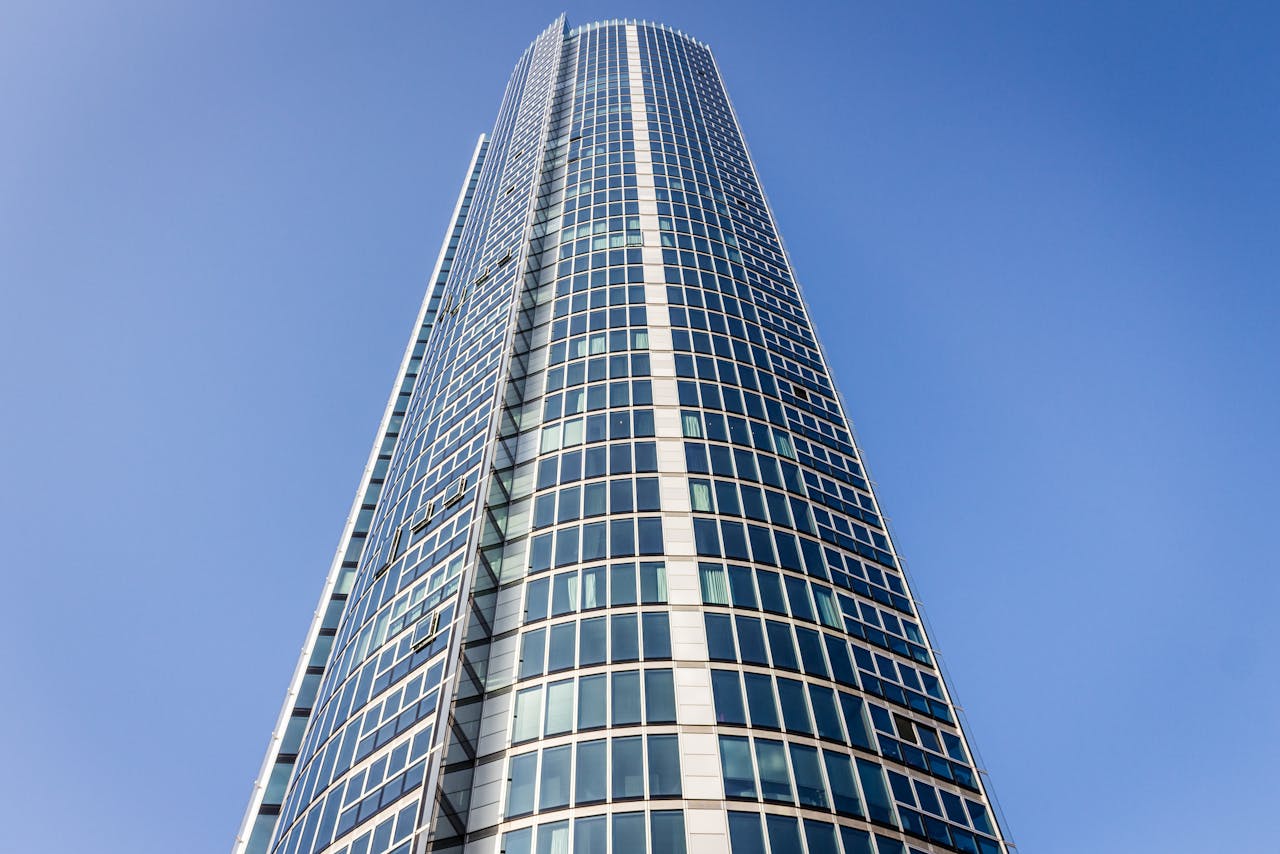 Deutsche Bank And IBM: A Partnership Driving Digital Innovation Deutsche Bank And IBM: A Partnership Driving Digital Innovation
