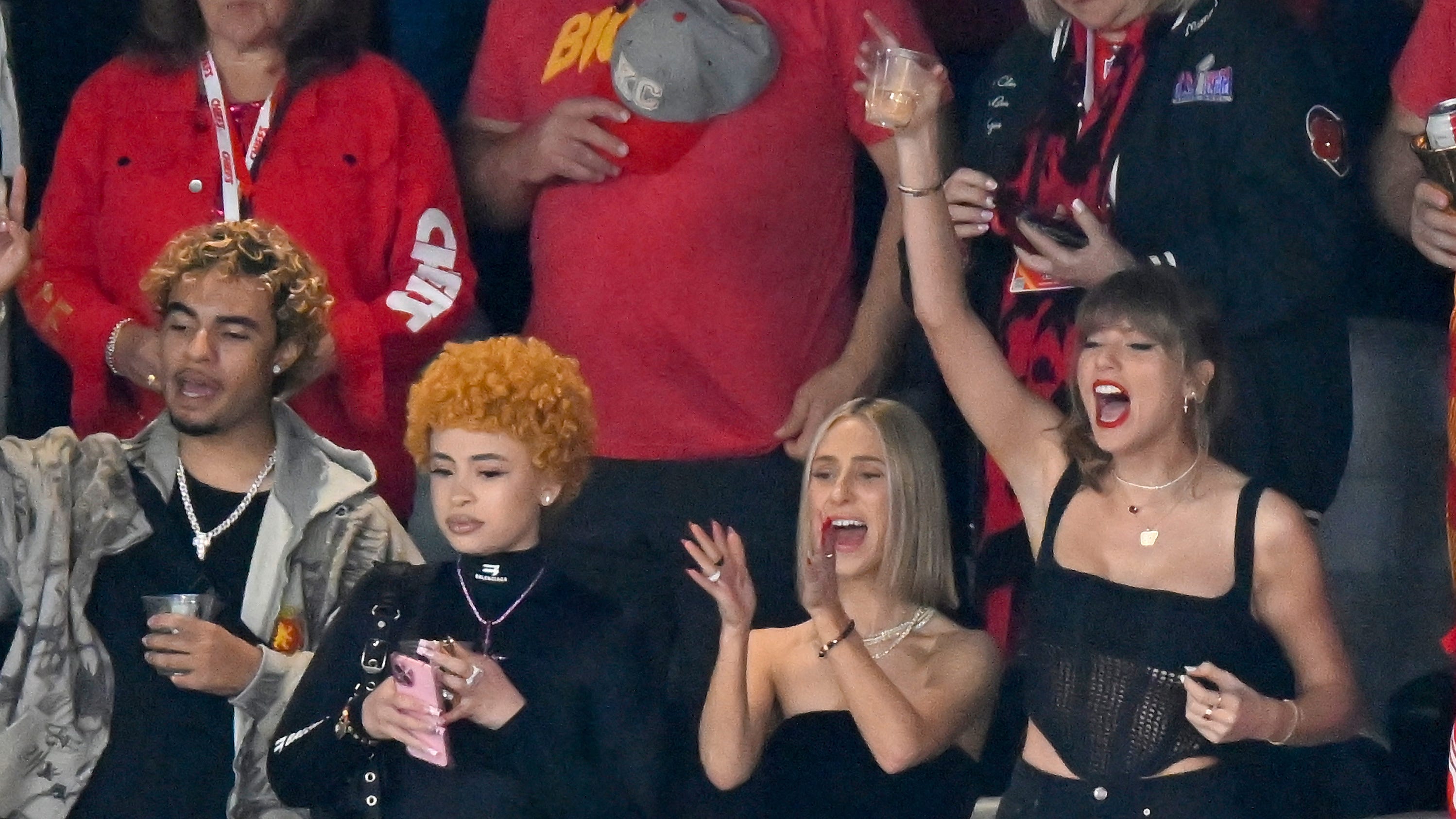 Did Taylor Swift Prevent Kanye West's Super Bowl Appearance? Did Taylor Swift Prevent Kanye West's Super Bowl Appearance?