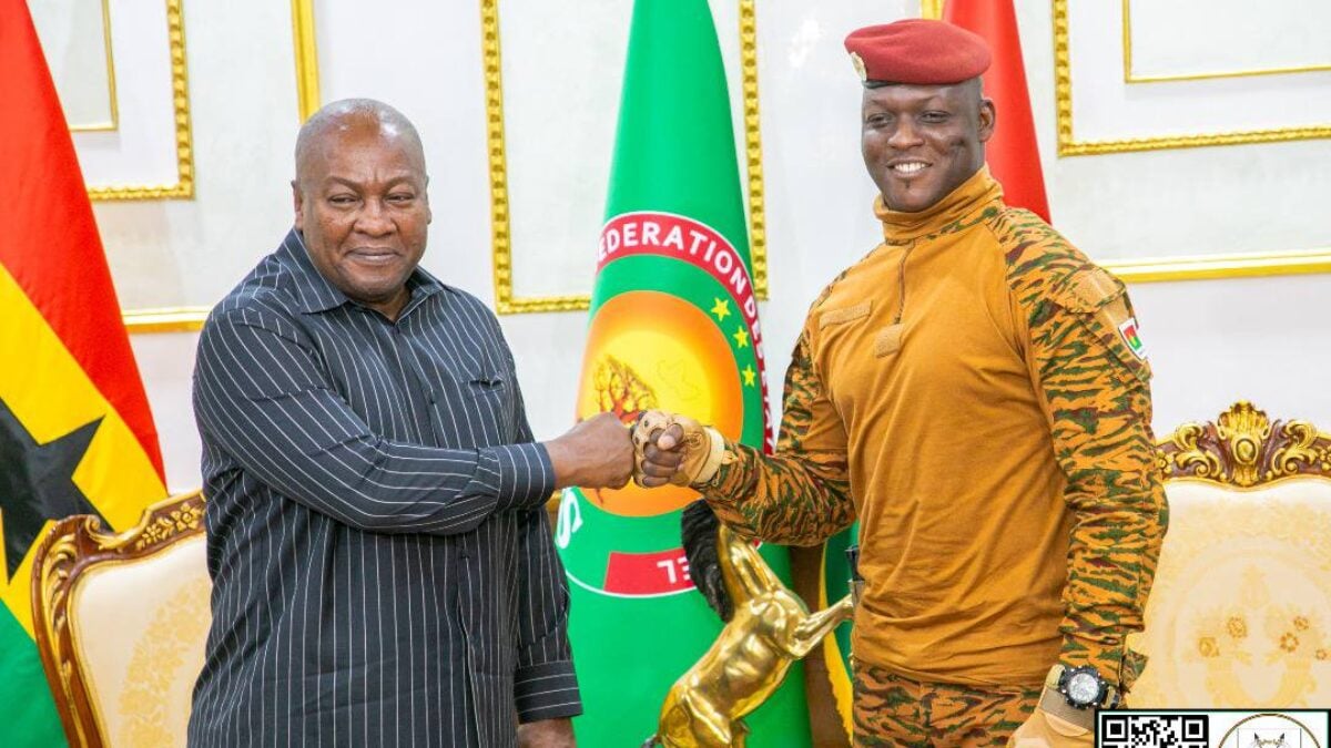 Diplomatie : Le Président Mahama En Visite Officielle À Abidjan Diplomatie : Le Président Mahama En Visite Officielle À Abidjan