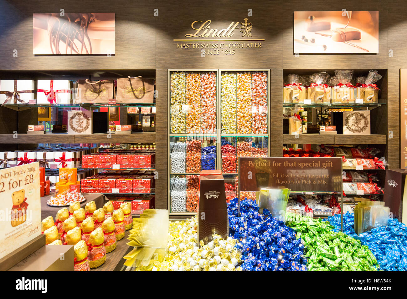 Discover The New Lindt Store: A Chocolate Lover's Paradise In Central London Discover The New Lindt Store: A Chocolate Lover's Paradise In Central London