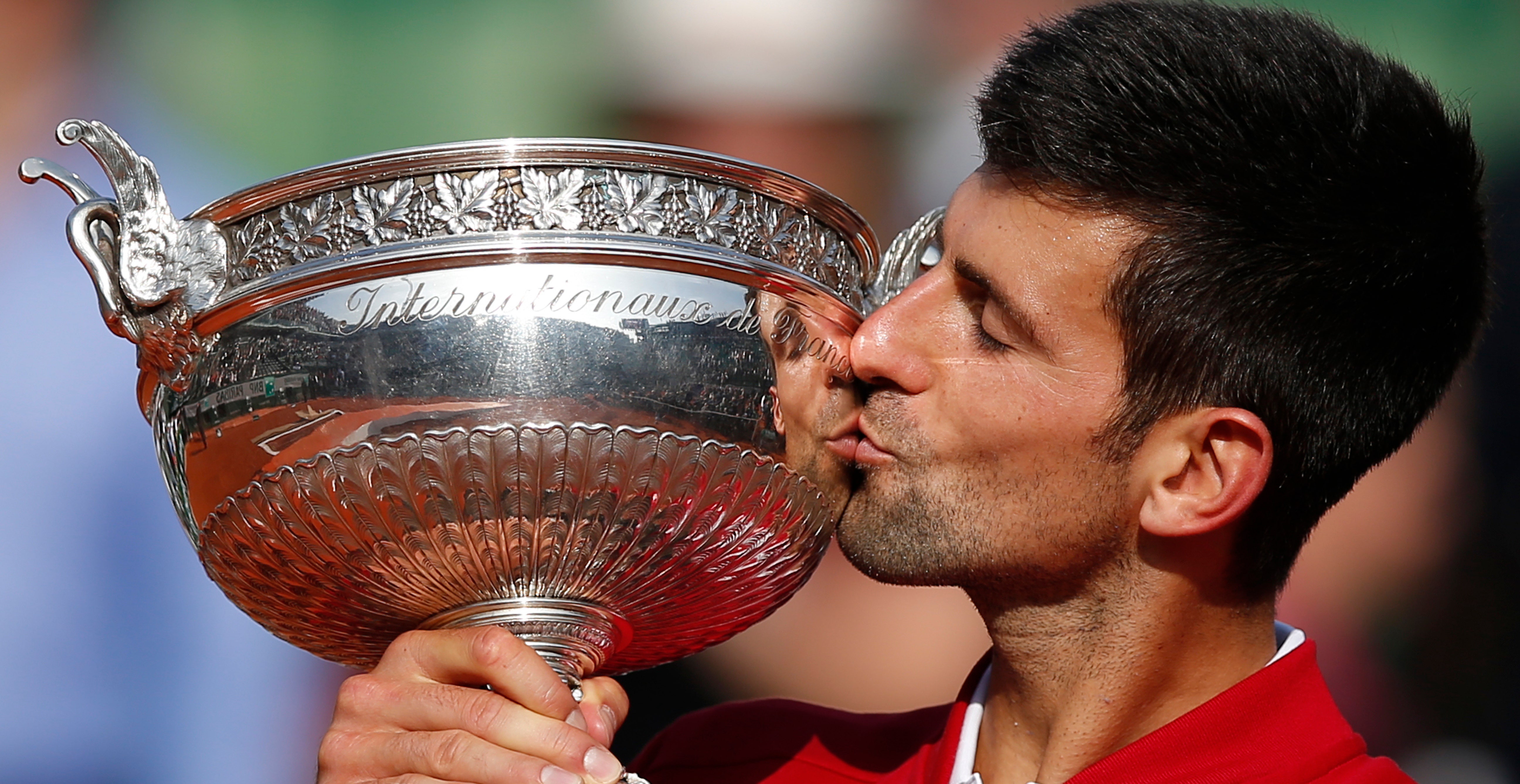 Djokovic Cruises To Victory In French Open Debut
