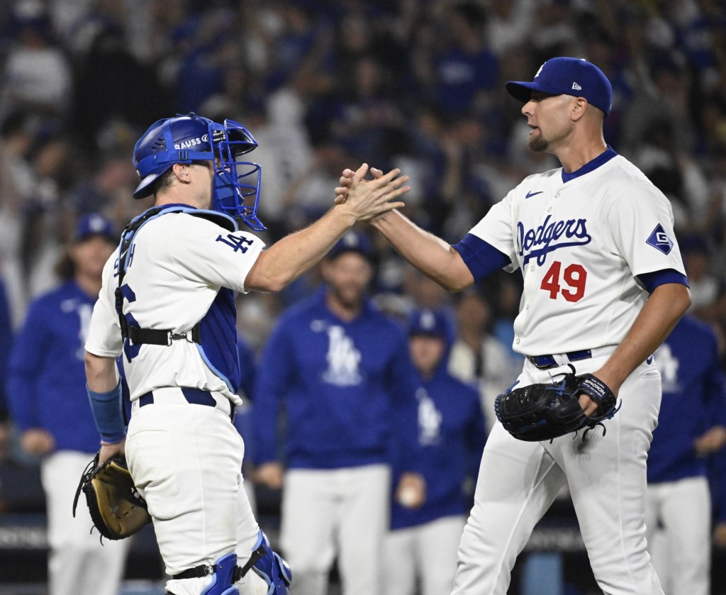 Dodgers' 6-4 Victory Fueled By Conforto's First Home Run Dodgers' 6-4 Victory Fueled By Conforto's First Home Run