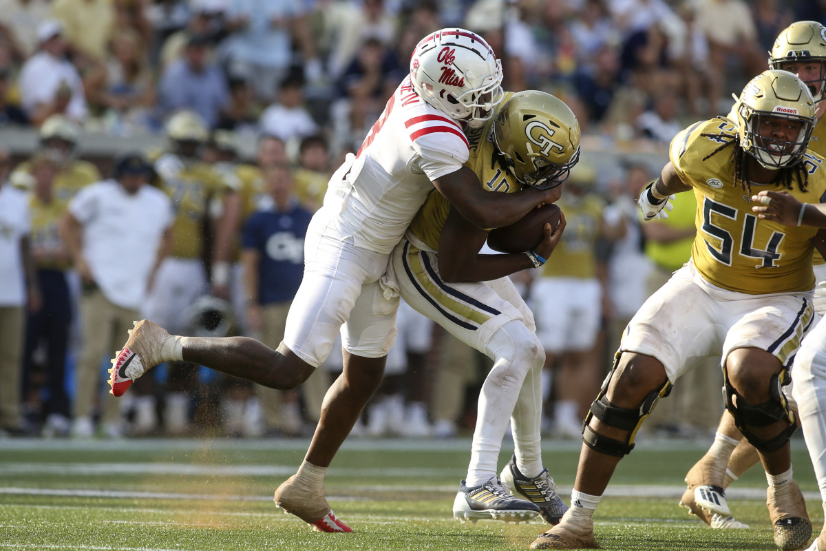 Dominant Offense Leads Cavaliers To Victory Against Georgia Tech Dominant Offense Leads Cavaliers To Victory Against Georgia Tech