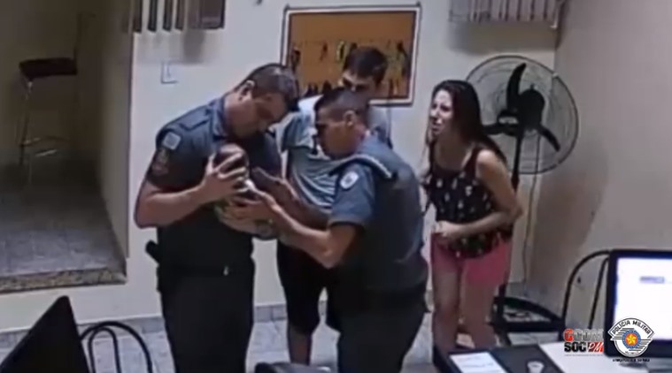 Dramatic Rescue: Police Save Toddler Choking On Tomato, Video Shows Dramatic Rescue: Police Save Toddler Choking On Tomato, Video Shows