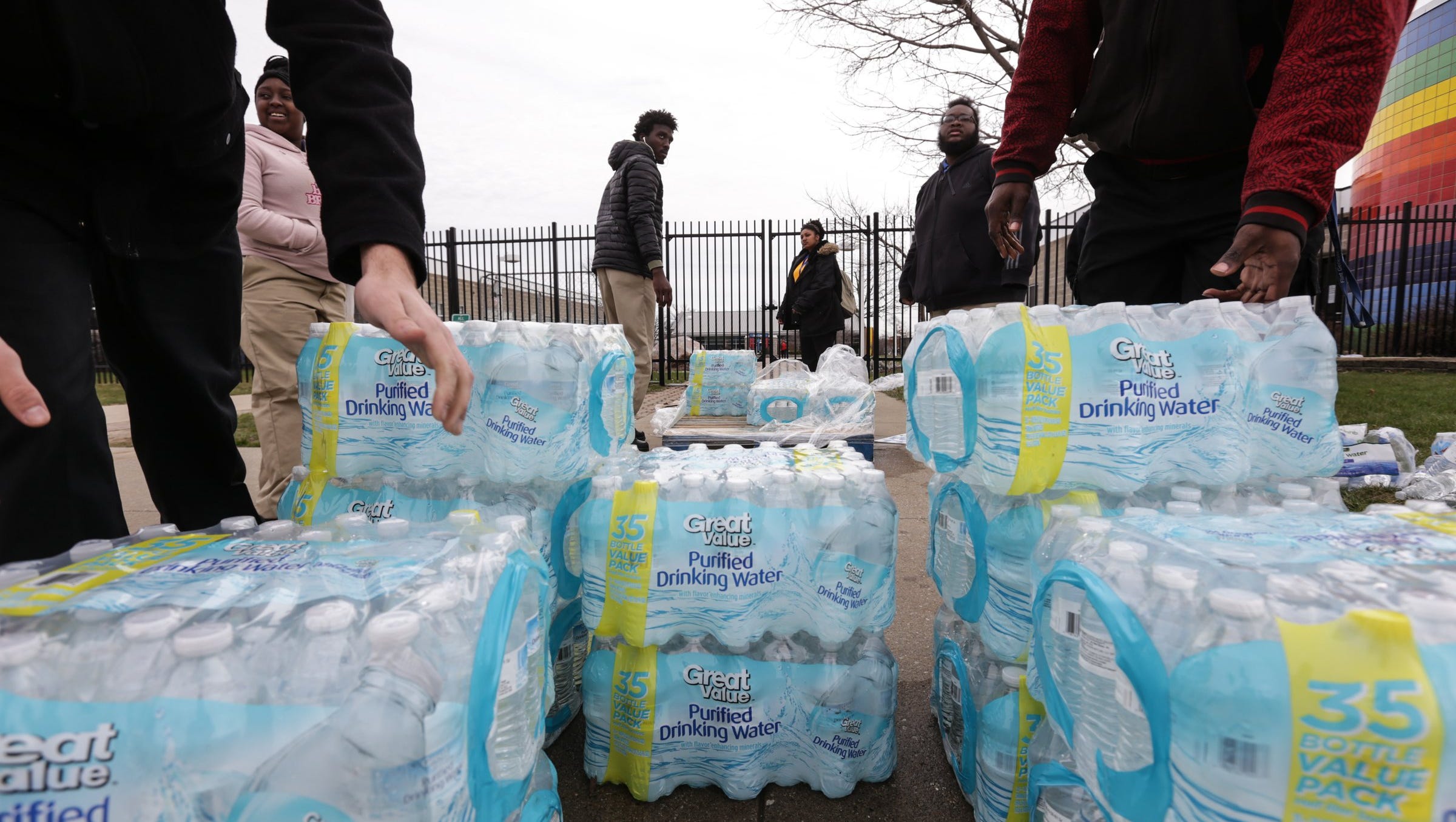 Drinking Water Crisis: Millions Of Americans Exposed, Report Finds Drinking Water Crisis: Millions Of Americans Exposed, Report Finds