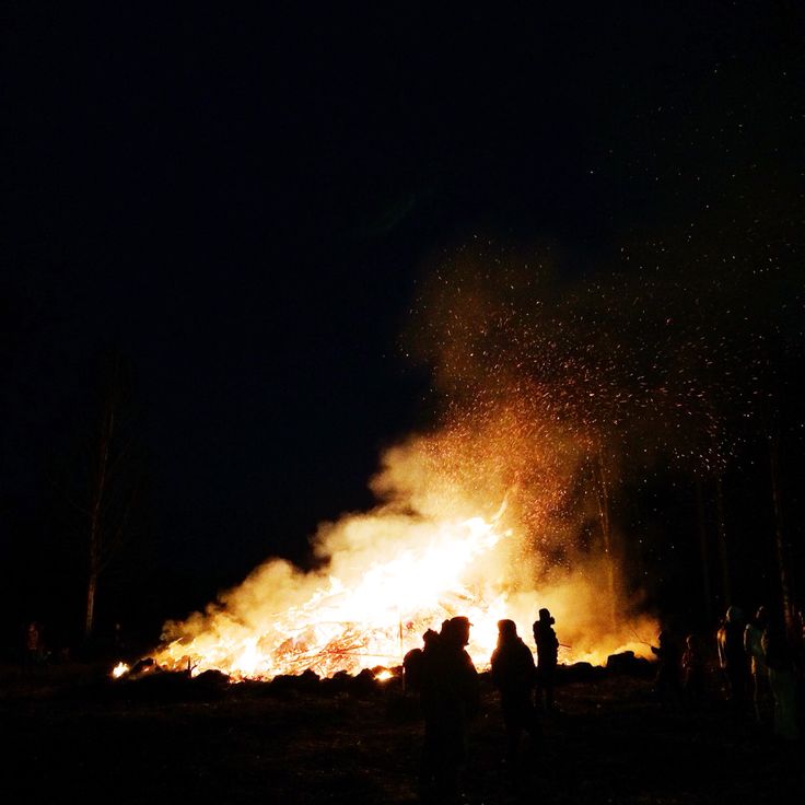 Dry Spell Could Douse Easter Bonfire Celebrations Dry Spell Could Douse Easter Bonfire Celebrations
