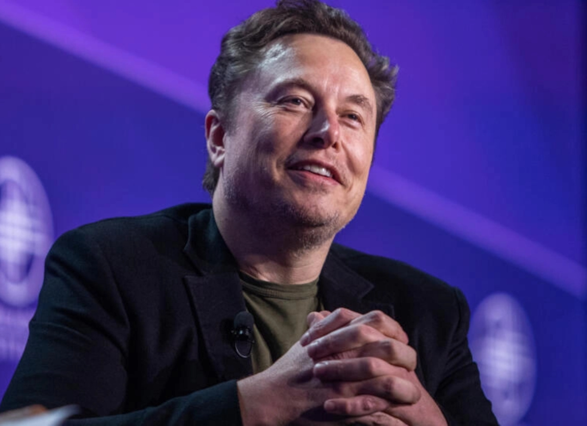 Elon Musk Under Pressure: A Critical Analysis Elon Musk Under Pressure: A Critical Analysis