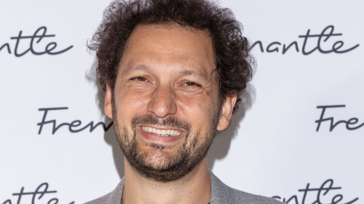 Eric Antoine Officialise Sa Relation Avec Sa Nouvelle Compagne : La Vie Après Le Divorce Eric Antoine Officialise Sa Relation Avec Sa Nouvelle Compagne : La Vie Après Le Divorce