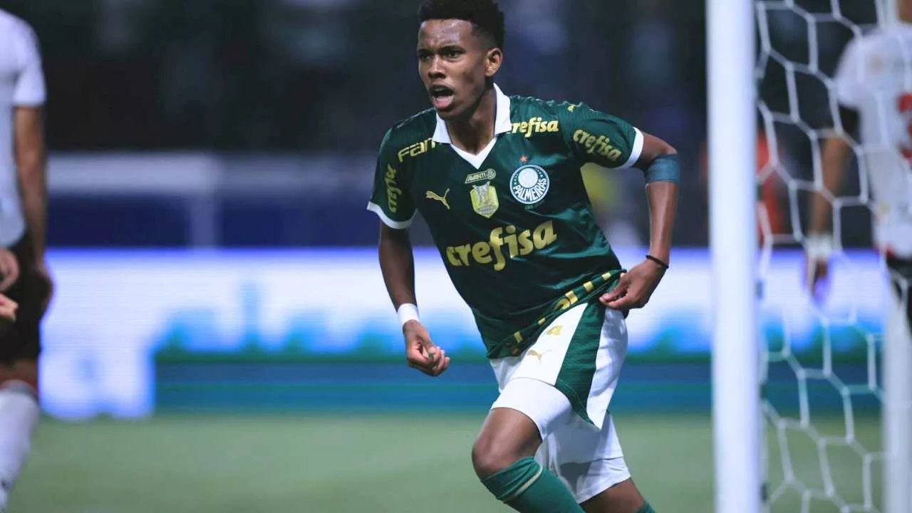 Estêvão: Vômito Em Jogo De Altitude Interrompe Partida Do Palmeiras