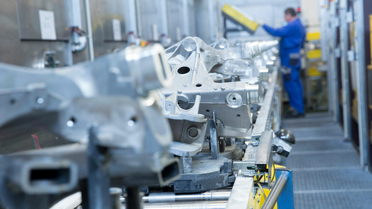 Exclusive: Auto Industry Challenges California's EV Mandate Exclusive: Auto Industry Challenges California's EV Mandate