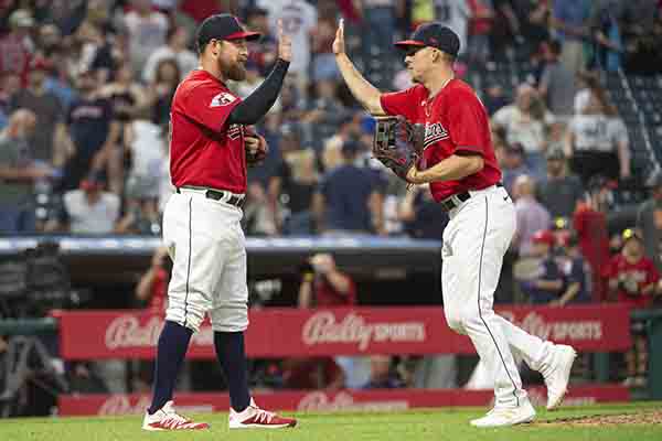 Extra Inning Comeback Propels Guardians Past Royals