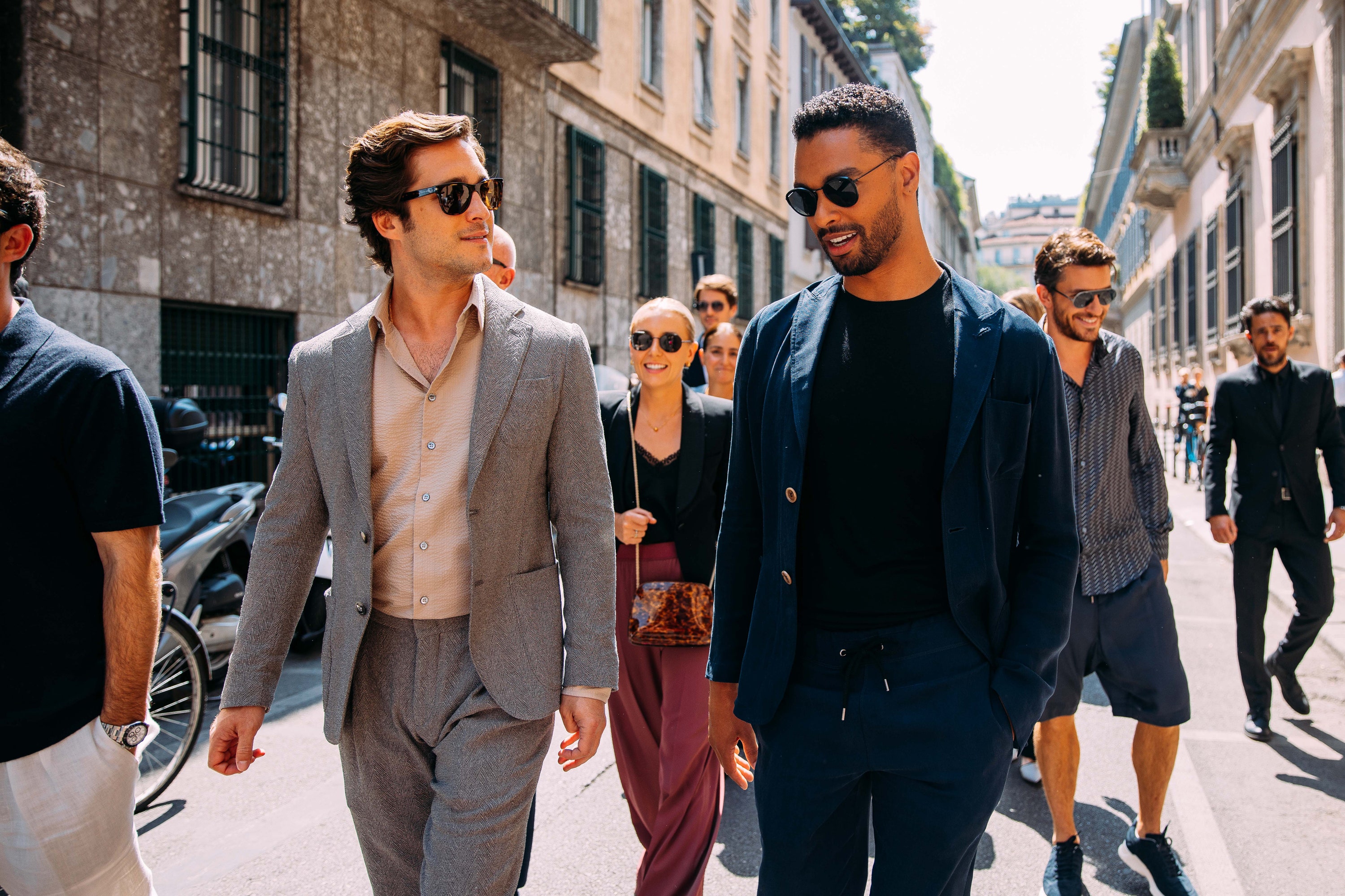 F1 Fashion: The Racing World's Influence On Men's Style F1 Fashion: The Racing World's Influence On Men's Style