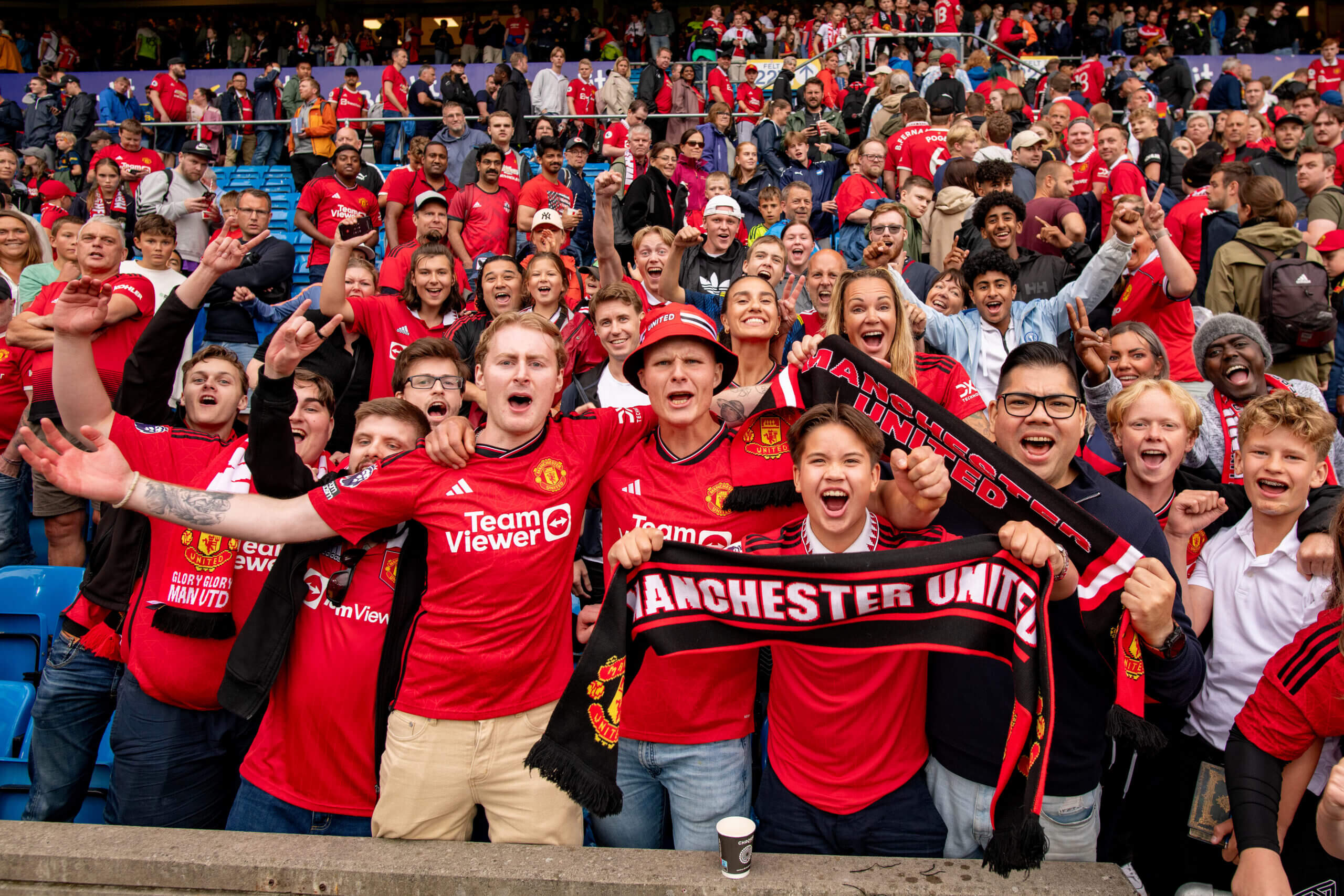 Family's Grief: Remembering Young Manchester United Fan Poppy Family's Grief: Remembering Young Manchester United Fan Poppy