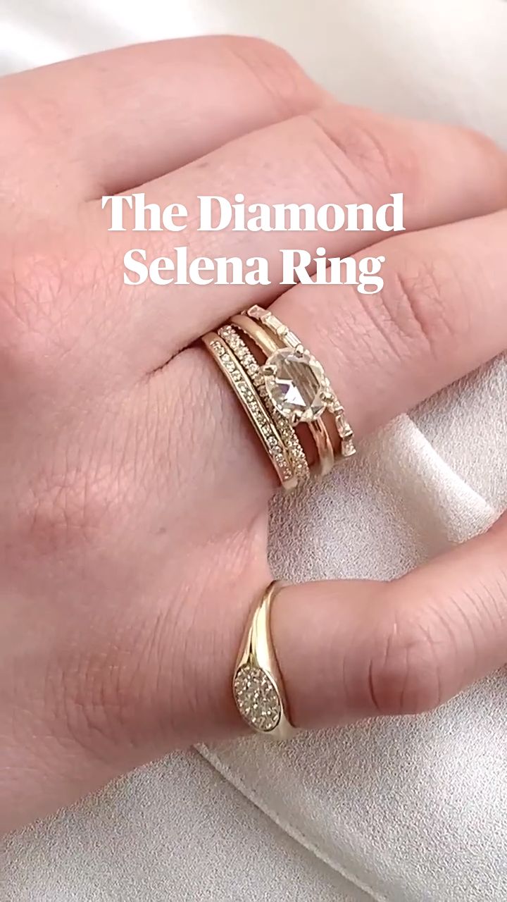 Fans Accidentally Buy Selena Gomez's Diamond Ring Fans Accidentally Buy Selena Gomez's Diamond Ring