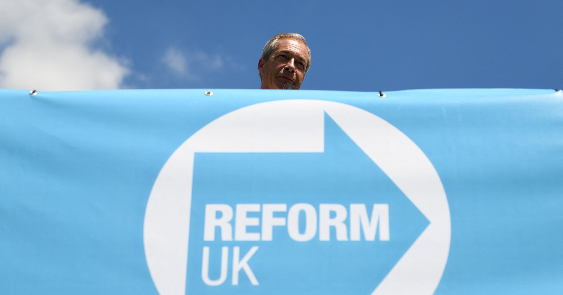 Farage's Reform UK In Crisis? Ex-Deputy's Departure Signals Potential Split Farage's Reform UK In Crisis? Ex-Deputy's Departure Signals Potential Split