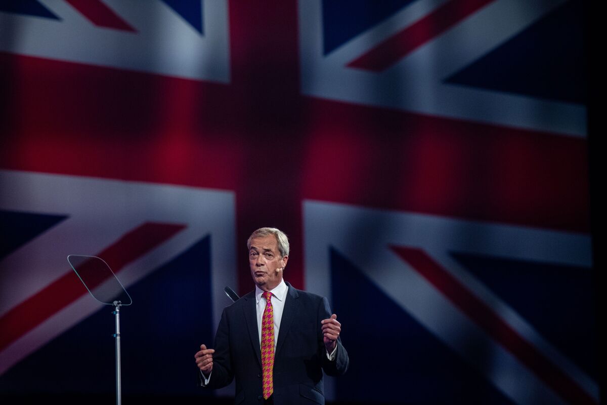 Farage's WhatsApp Leaks Trigger Reform Party Civil War Farage's WhatsApp Leaks Trigger Reform Party Civil War