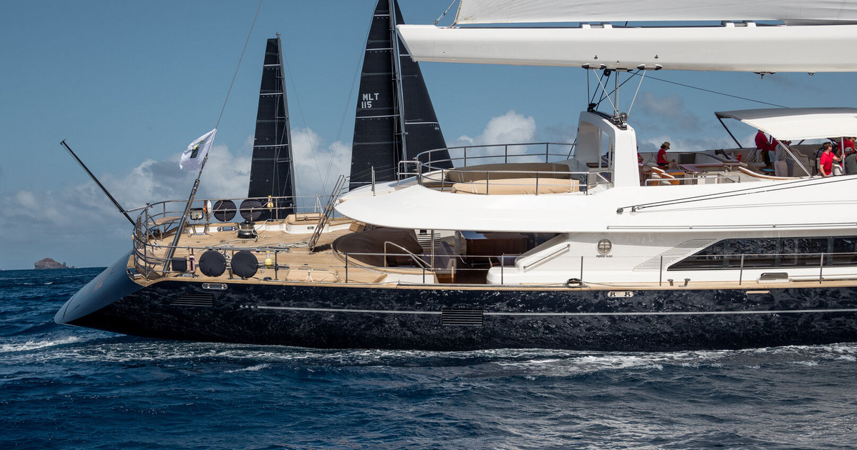 Fatal Mast Collapse: Probe Into Bayesian Superyacht Tragedy Yields Crucial Details Fatal Mast Collapse: Probe Into Bayesian Superyacht Tragedy Yields Crucial Details