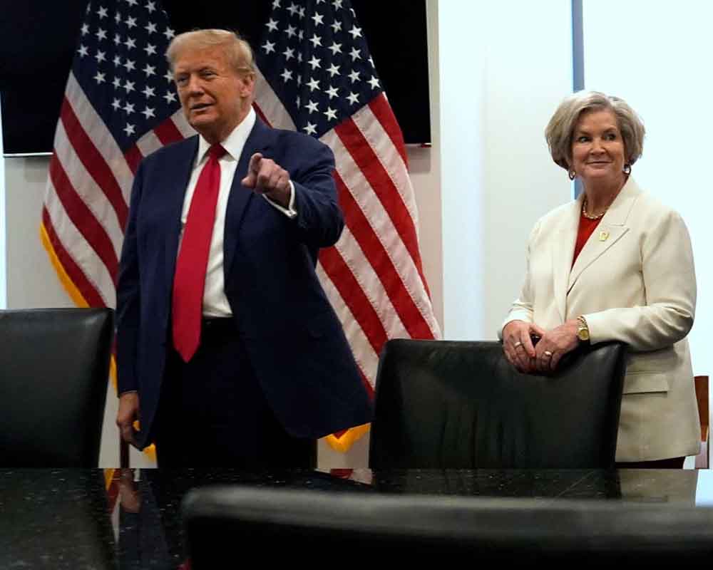 Federal Probe: Impersonation Attempt Targeting White House Chief Of Staff Susie Wiles Federal Probe: Impersonation Attempt Targeting White House Chief Of Staff Susie Wiles