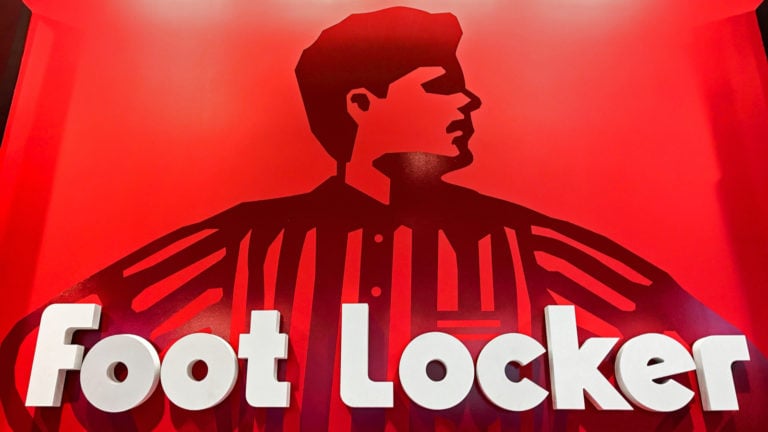 Foot Locker (FL) Q4 2024 Earnings: Lace Up Plan Update And Future Implications Foot Locker (FL) Q4 2024 Earnings: Lace Up Plan Update And Future Implications
