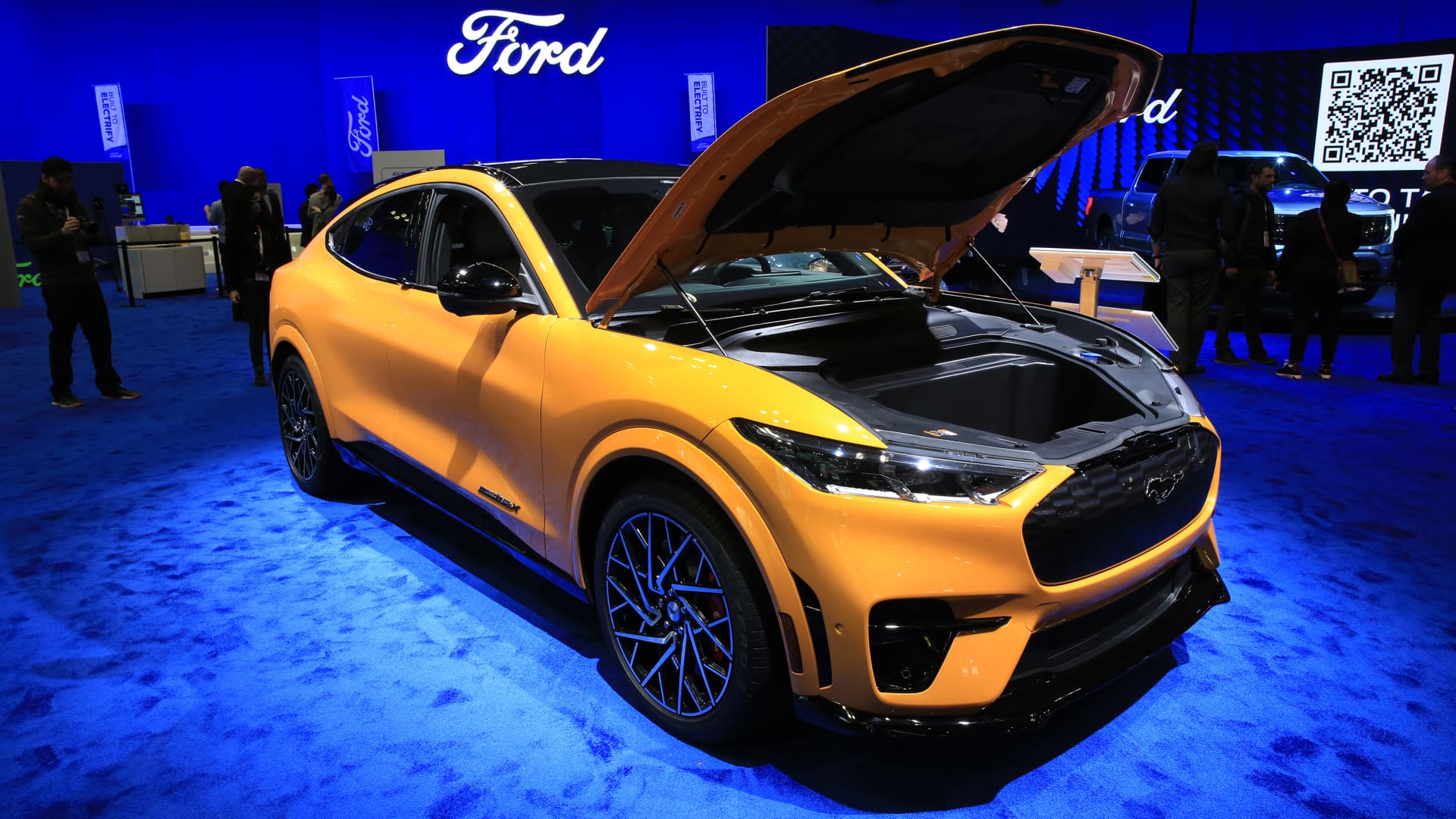 Ford And Nissan Partner On Battery Plant Amidst EV Market Slowdown Ford And Nissan Partner On Battery Plant Amidst EV Market Slowdown