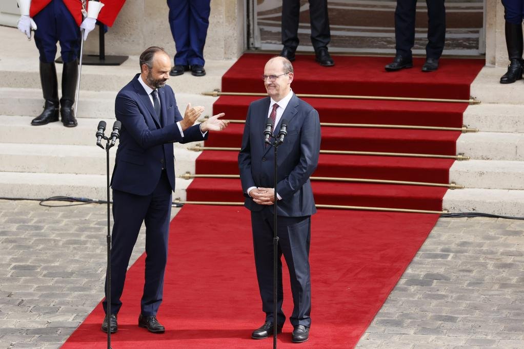 Former French Prime Minister Critiques Macron's Policies Former French Prime Minister Critiques Macron's Policies