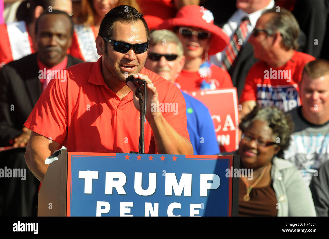 Former MLB Star Johnny Damon Aligns With Trump On Pete Rose's Hall Of Fame Eligibility