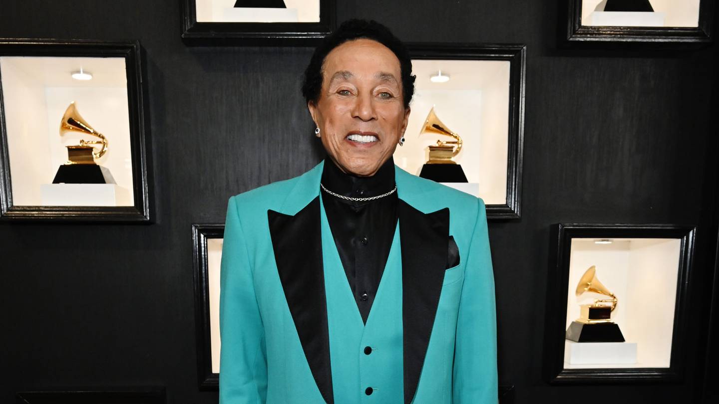 Four Former Employees Accuse Smokey Robinson Of Sexual Assault Four Former Employees Accuse Smokey Robinson Of Sexual Assault