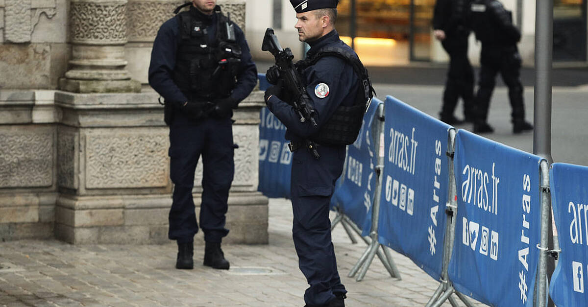 France Weighs Increased Punishment For Young Offenders France Weighs Increased Punishment For Young Offenders
