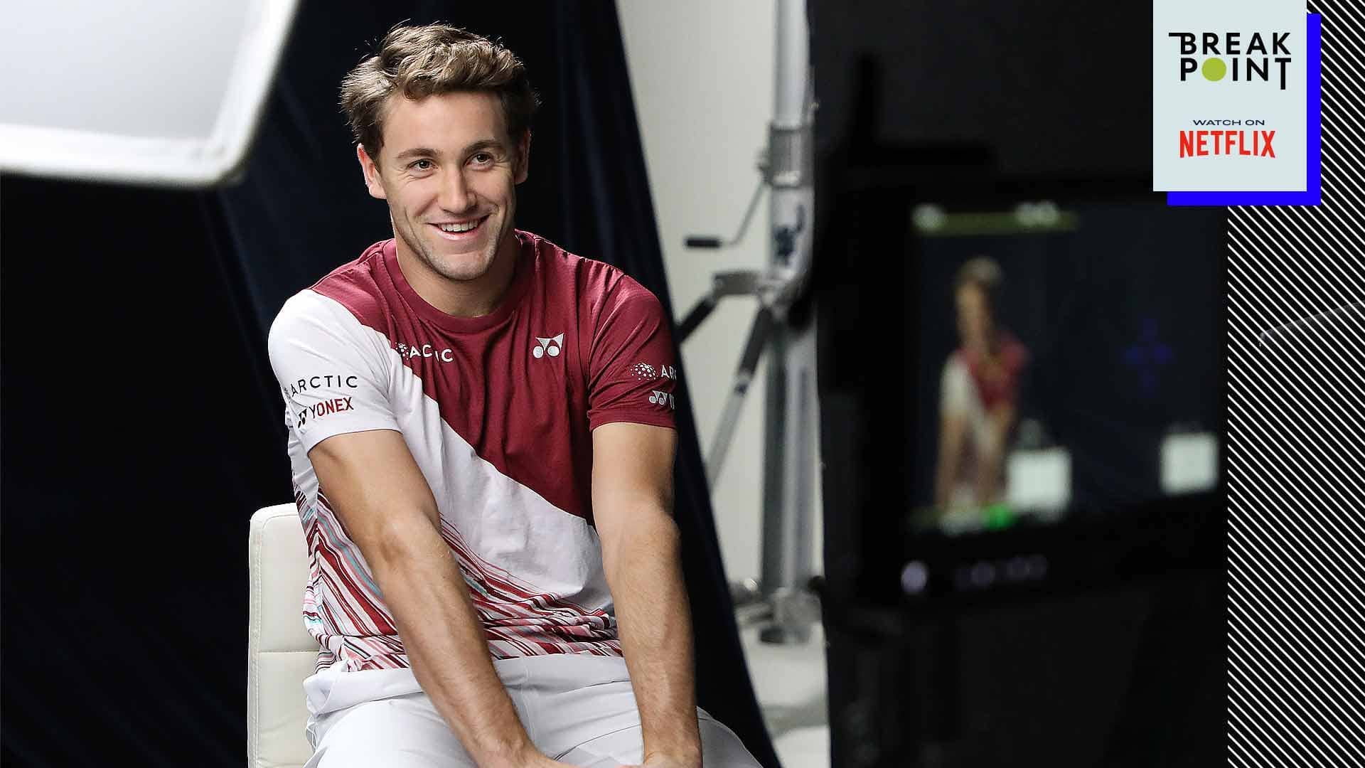 French Open 2025:  Borges's Win Against Ruud  - A Knee Injury Story