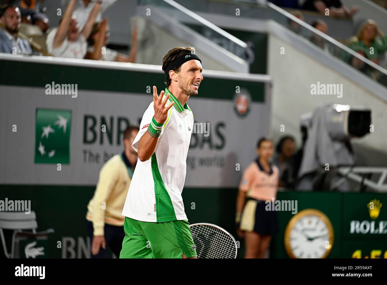 French Open: Sinner Defeats Rinderknech, Secures 15th Consecutive Grand Slam Victory French Open: Sinner Defeats Rinderknech, Secures 15th Consecutive Grand Slam Victory