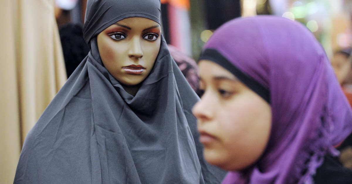 French President's Party To Ban Hijabs For Girls Under 15 French President's Party To Ban Hijabs For Girls Under 15