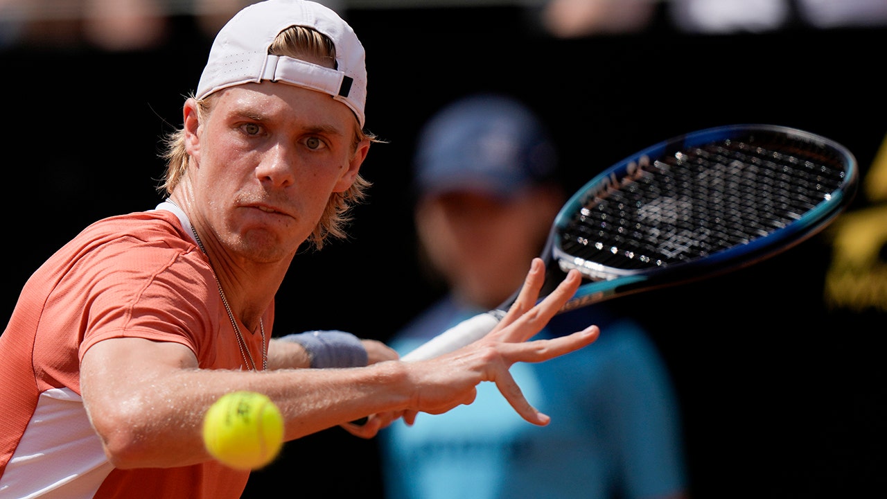 Gaubas Stuns Shapovalov In Italian Open Upset Gaubas Stuns Shapovalov In Italian Open Upset