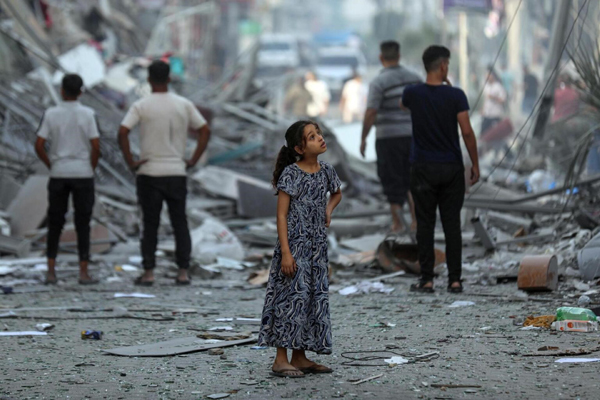 Gazze'den Yerinden Edilen Filistinlilerin Hayatta Kalma Mücadelesi Gazze'den Yerinden Edilen Filistinlilerin Hayatta Kalma Mücadelesi