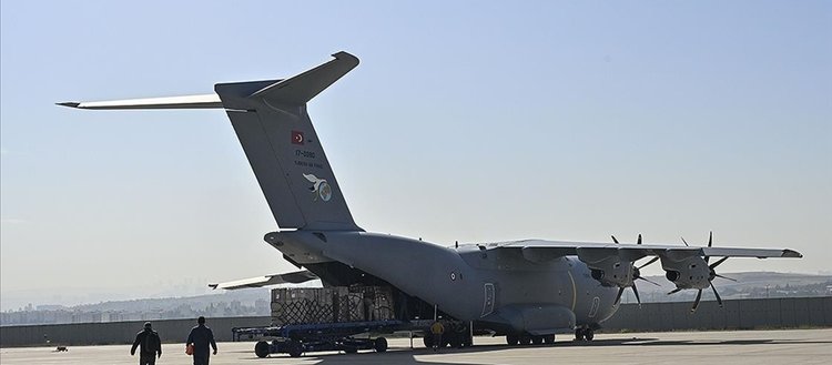 Gazze'ye Yardım: Tırlarla Malzeme Sevkiyatı Devam Ediyor Gazze'ye Yardım: Tırlarla Malzeme Sevkiyatı Devam Ediyor