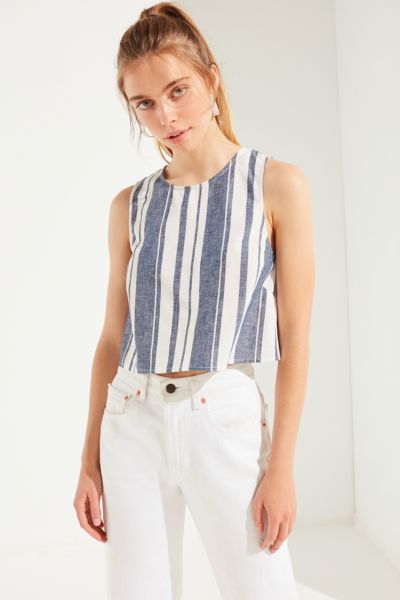 Get Anna Kendrick's Look: The Perfect Shell Crop Top For Summer Get Anna Kendrick's Look: The Perfect Shell Crop Top For Summer