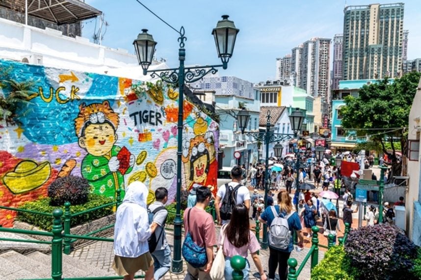 Golden Week Boost: Macau Casino Revenue Exceeds Expectations Golden Week Boost: Macau Casino Revenue Exceeds Expectations