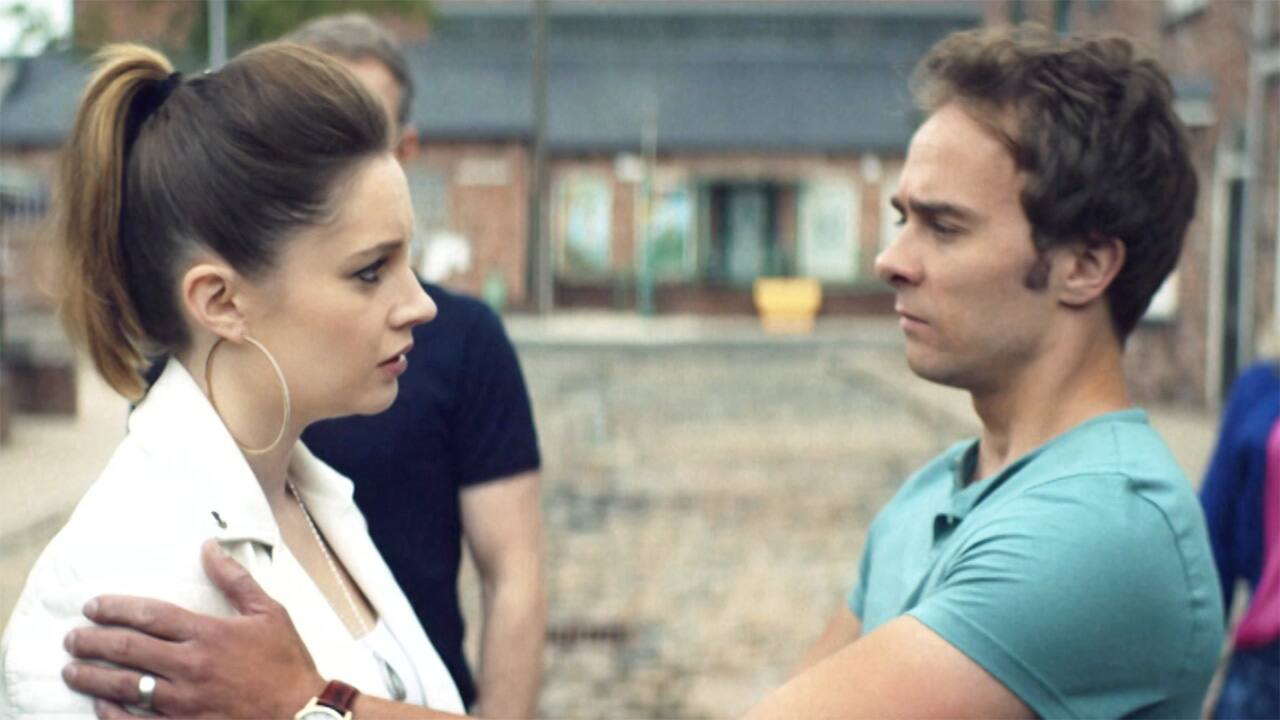 Goodbye UK: Coronation Street Star Secures New Role Overseas Goodbye UK: Coronation Street Star Secures New Role Overseas
