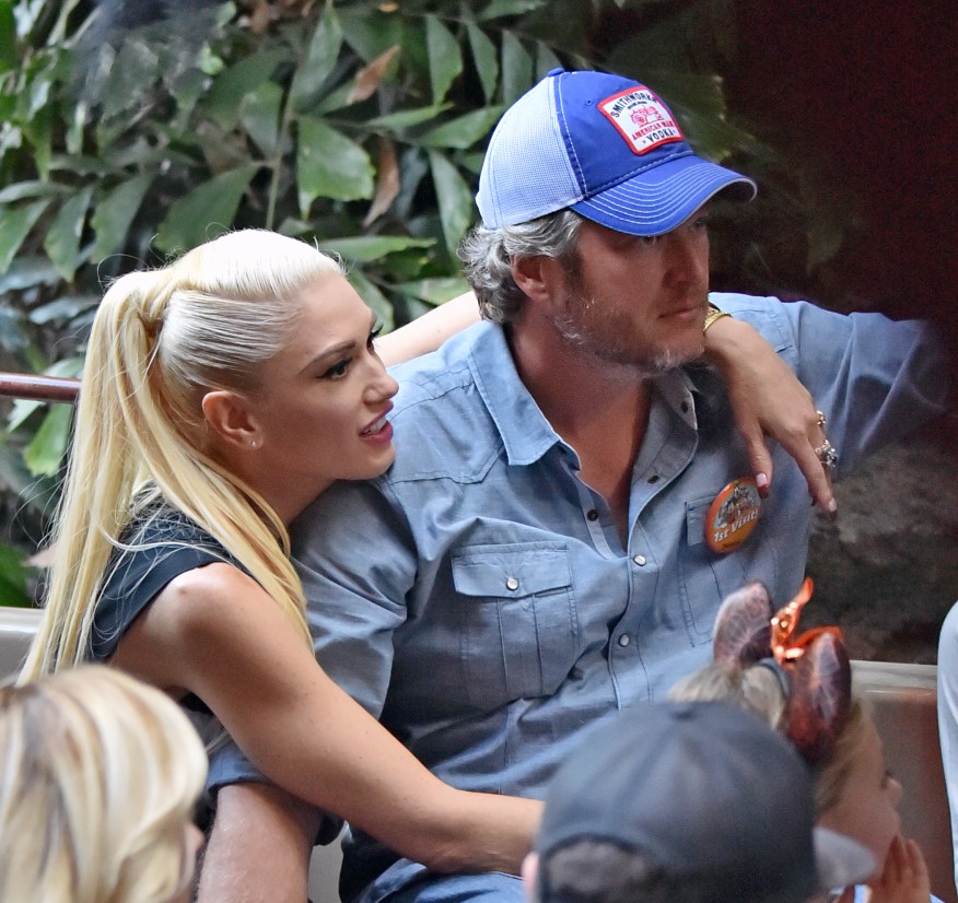 Gwen Stefani Joins Blake Shelton On Tour To Help Curb His Junk Food Cravings Gwen Stefani Joins Blake Shelton On Tour To Help Curb His Junk Food Cravings