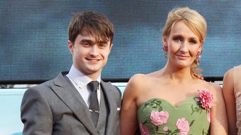 HBO Boss Confirms: No J.K. Rowling Anti-Trans Views In Harry Potter Show HBO Boss Confirms: No J.K. Rowling Anti-Trans Views In Harry Potter Show
