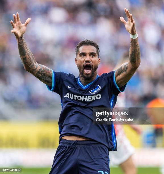 Hertha BSC Crisis: Boateng And Kruse's Differing Perspectives Hertha BSC Crisis: Boateng And Kruse's Differing Perspectives